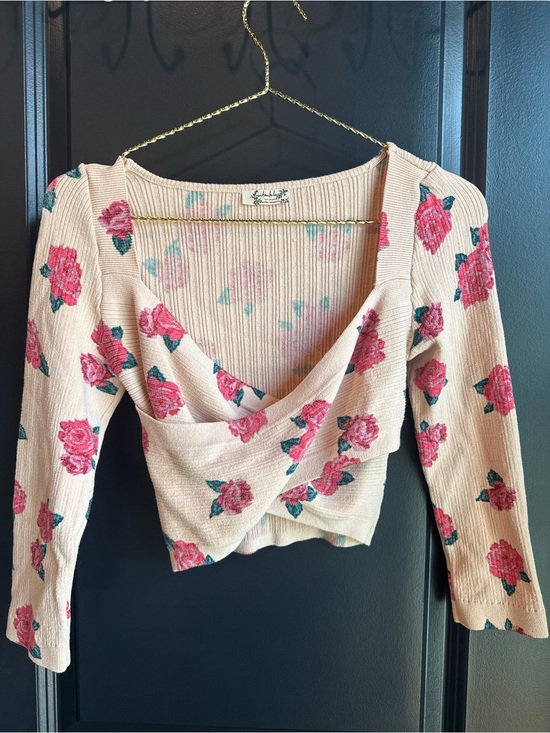 Free People Tops - Free People Cream Rose-Print Twist Crop Top
